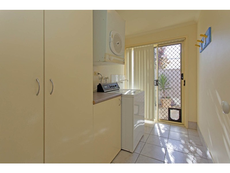 2 Irvine  Court, Wodonga VIC 3690