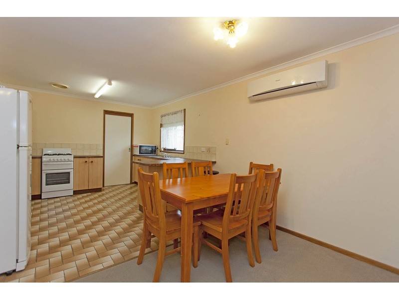 2/28 McEwen Crescent, Wodonga VIC 3690