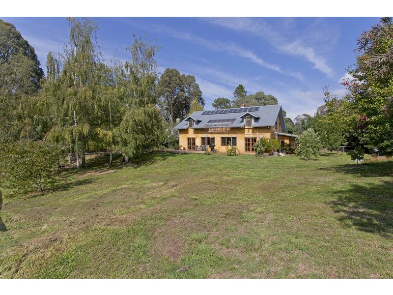 53 Pioneer  Road, Stanley VIC 3747