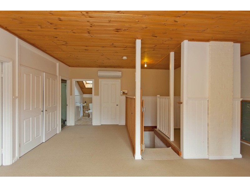 53 Pioneer  Road, Stanley VIC 3747