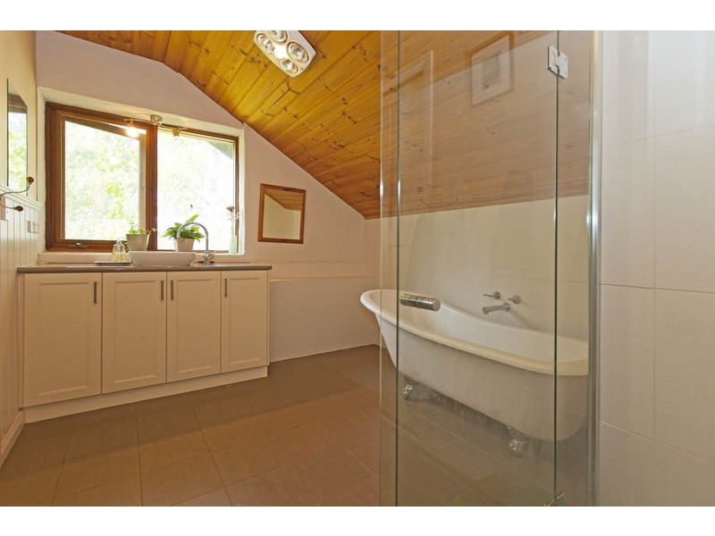 53 Pioneer  Road, Stanley VIC 3747