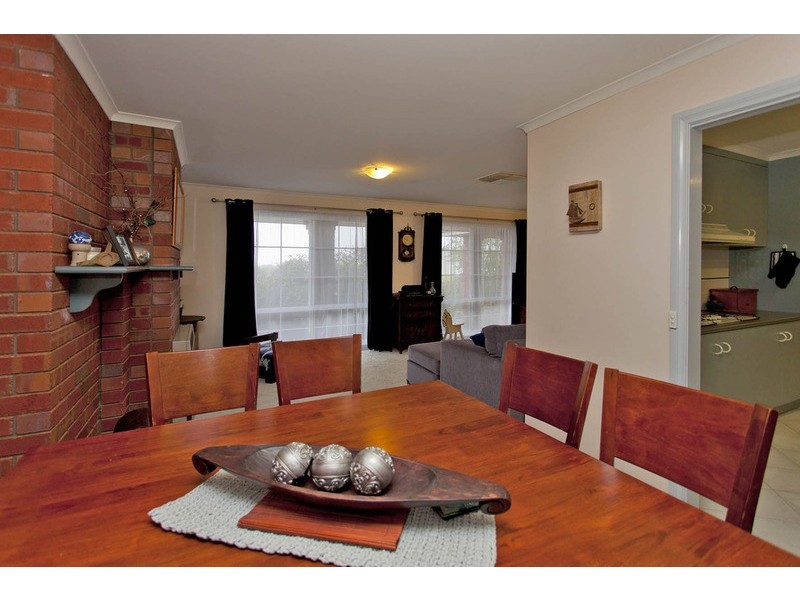 11 Kingfisher  Drive, Wodonga VIC 3690