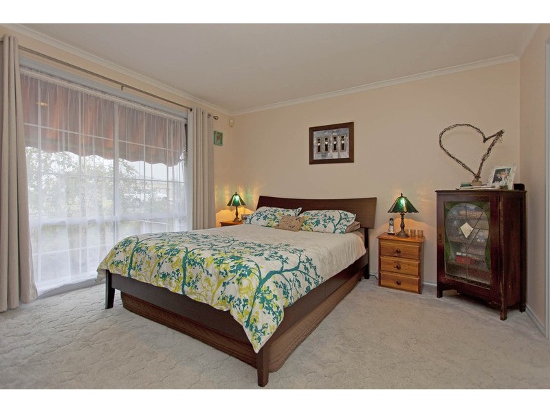 11 Kingfisher  Drive, Wodonga VIC 3690