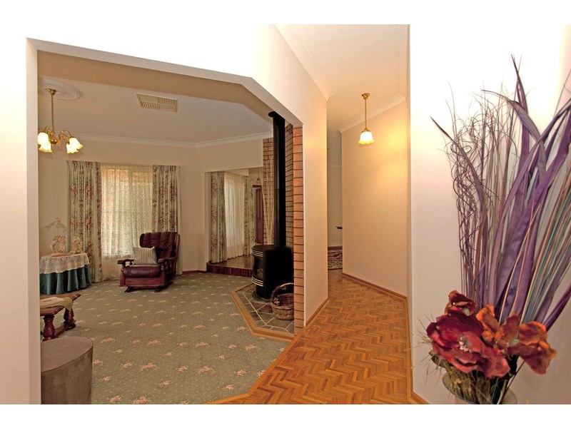 2 Glen Avon Terrace, Wodonga VIC 3690