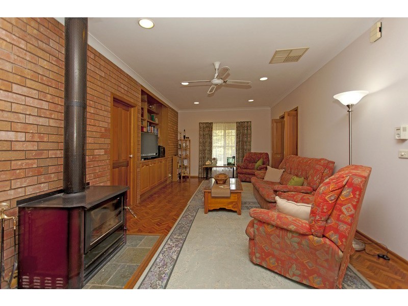 2 Glen Avon Terrace, Wodonga VIC 3690