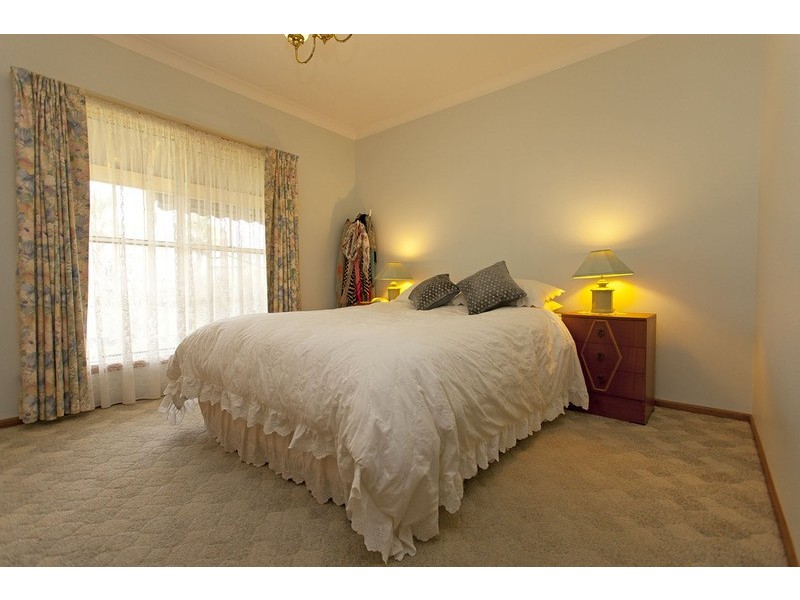 2 Glen Avon Terrace, Wodonga VIC 3690