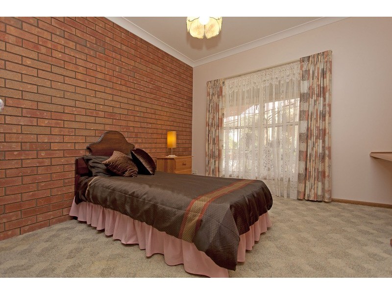 2 Glen Avon Terrace, Wodonga VIC 3690