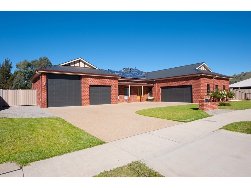 34 Clarendon Avenue, Wodonga VIC 3690