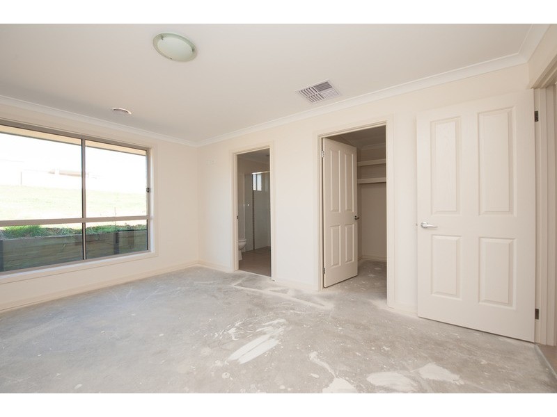 11 Coverdale Drive, Wodonga VIC 3690