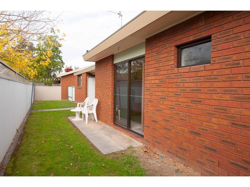 1/698-700 Lavis Street, East Albury NSW 2640