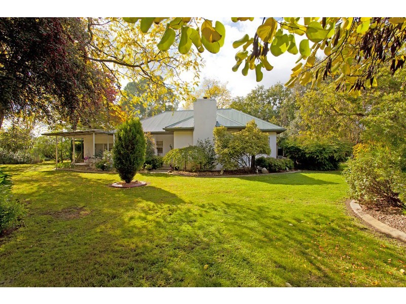373 Toveys Road, Chiltern VIC 3683