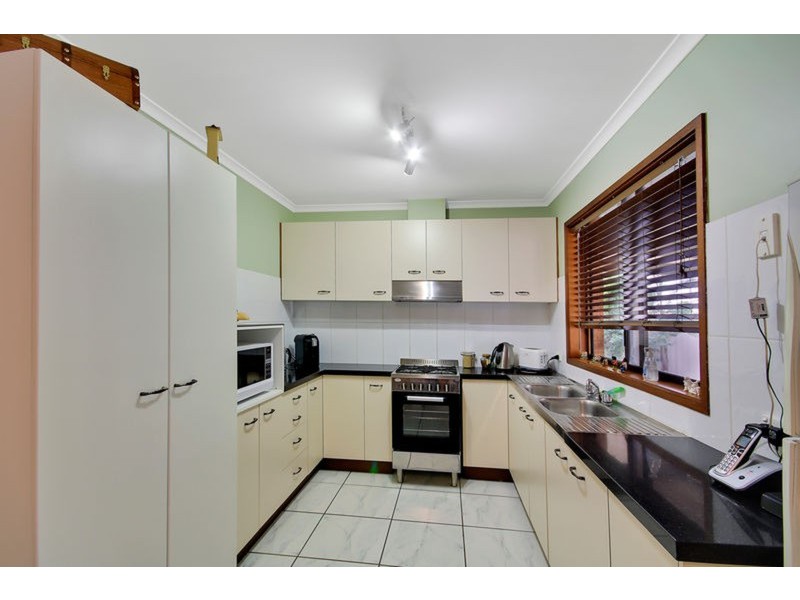 16 Chifley  Street, Wodonga VIC 3690