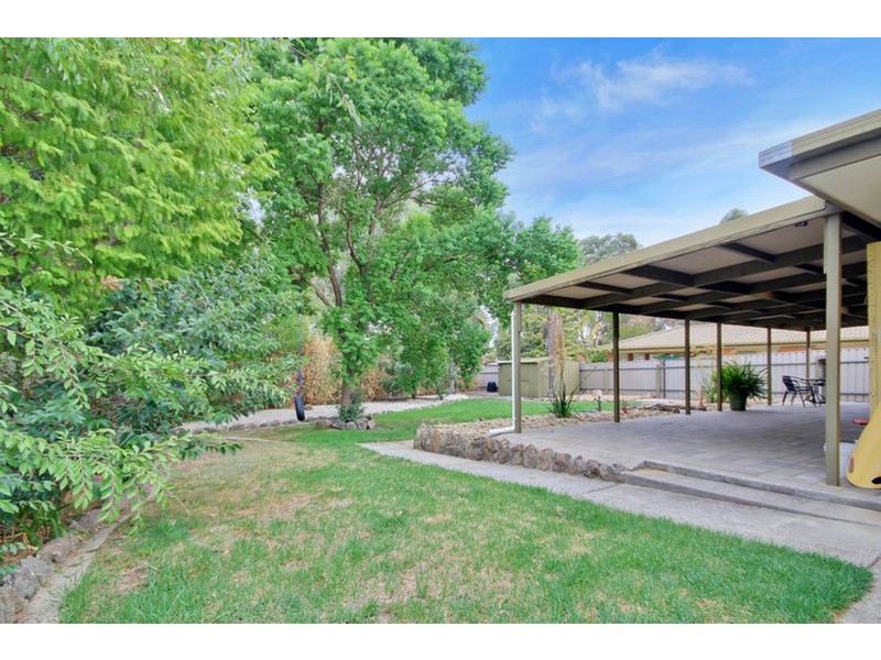 16 Chifley  Street, Wodonga VIC 3690