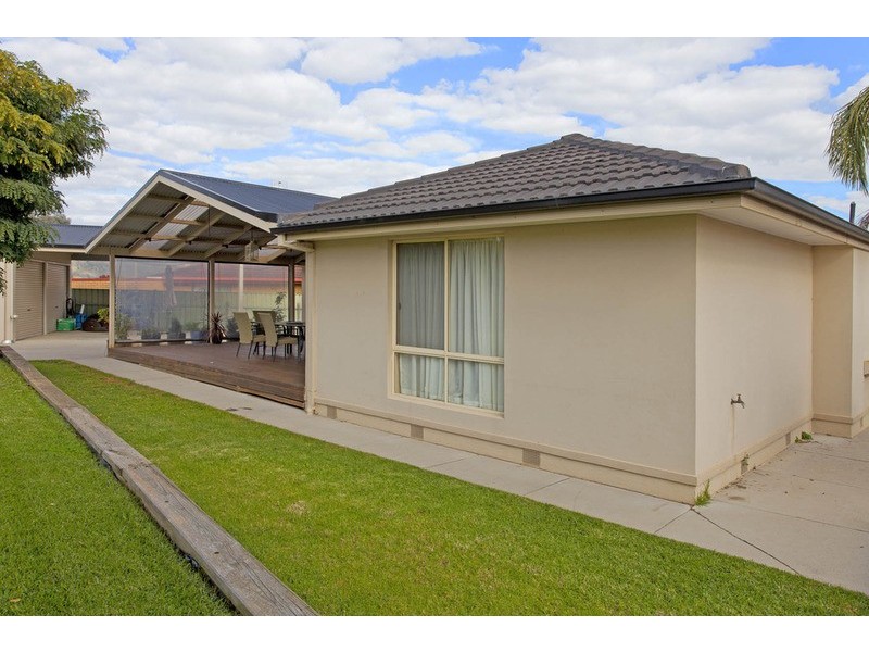 9 Holmes Court, Wodonga VIC 3690