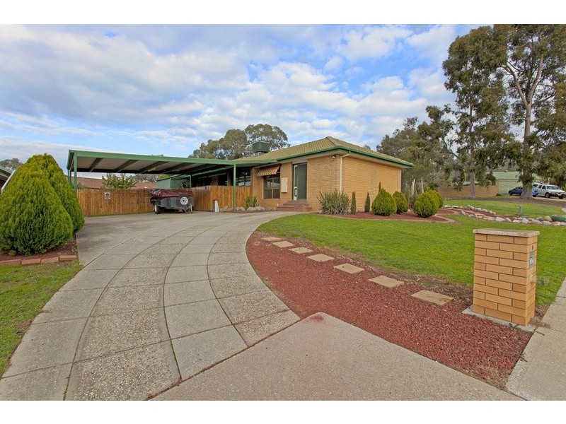 14 Cook Place, Wodonga VIC 3690
