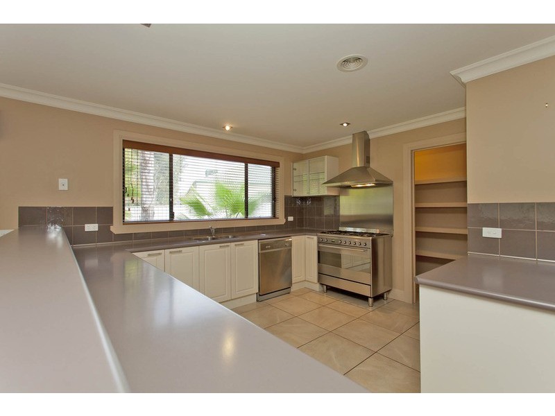 20 Oatlands Fairway, Wodonga VIC 3690