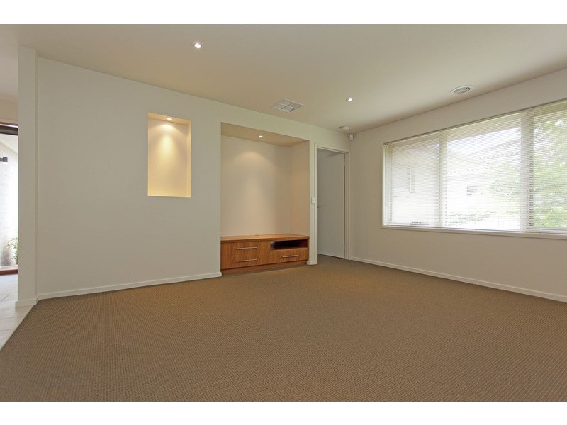 15 Montclair Avenue, Wodonga VIC 3690