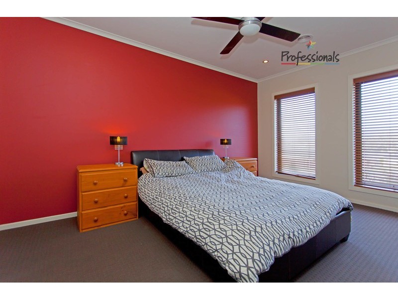 22 Kenneth Watson Drive, Bandiana VIC 3694