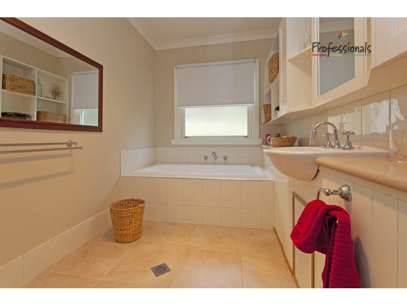 2 Myrtleford-Yackandandah Road, Yackandandah VIC 3749