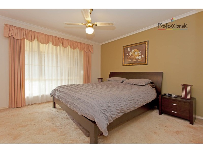 36 Falcon  Circuit, Wodonga VIC 3690