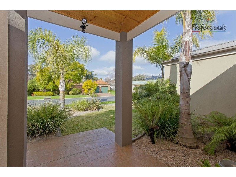 22 Golflinks Avenue, Wodonga VIC 3690