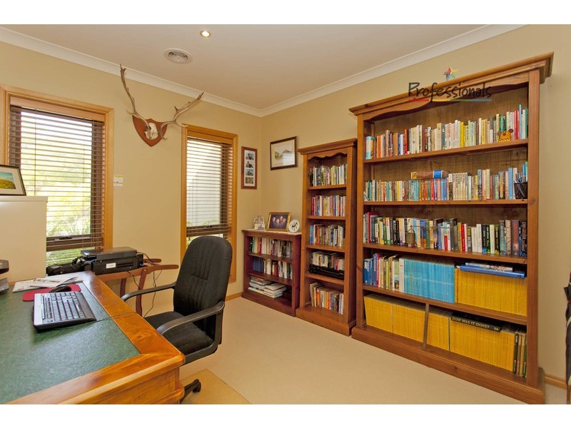 22 Golflinks Avenue, Wodonga VIC 3690