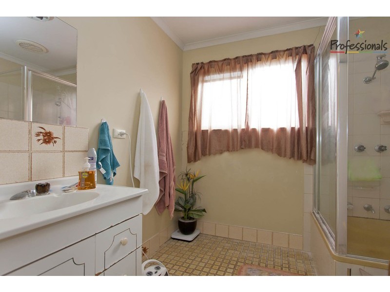 2/19 Emerald Avenue, Wodonga VIC 3690