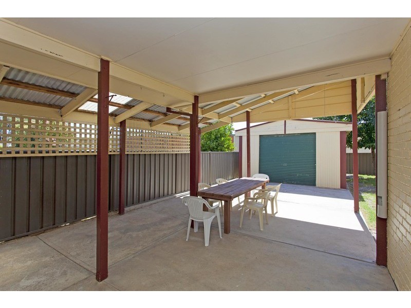 8 Universal Court, Wodonga VIC 3690