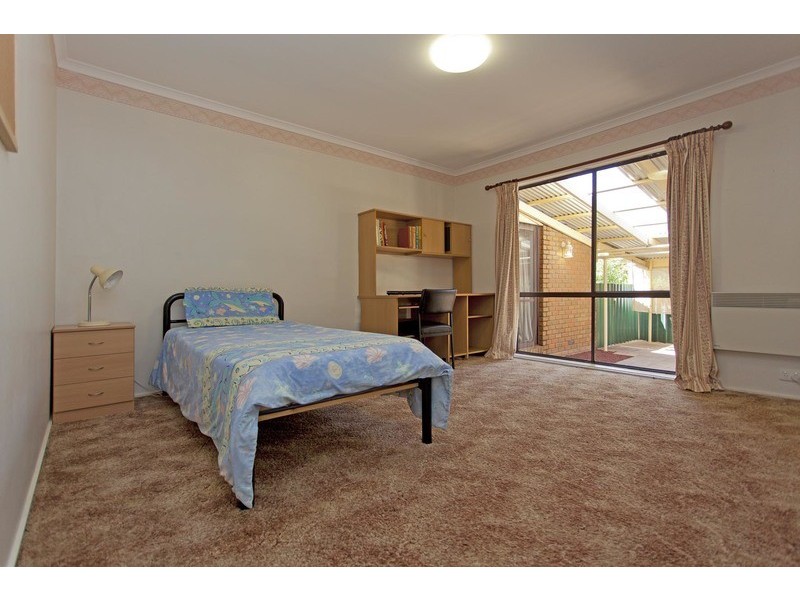 8 Universal Court, Wodonga VIC 3690