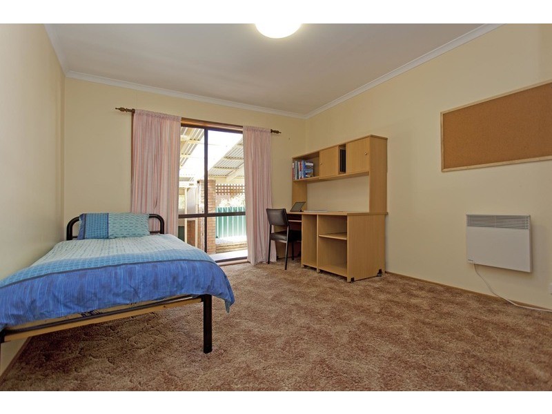 8 Universal Court, Wodonga VIC 3690