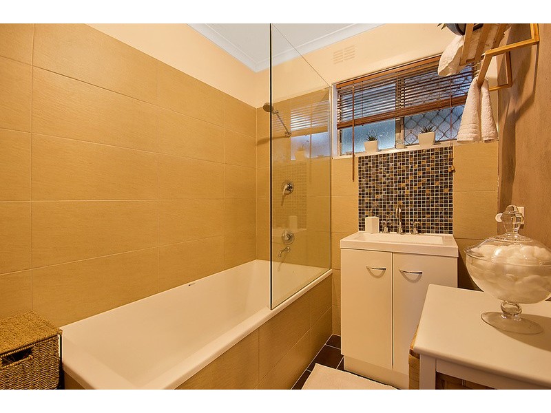 465 McDonald Road, Lavington NSW 2641
