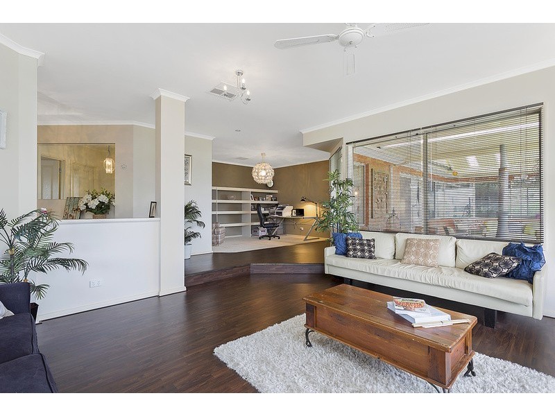 27 Howards  Road, Baranduda VIC 3691