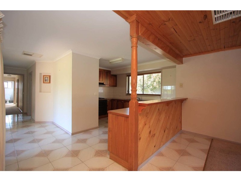 2/8 Fraser  Court, Wodonga VIC 3690