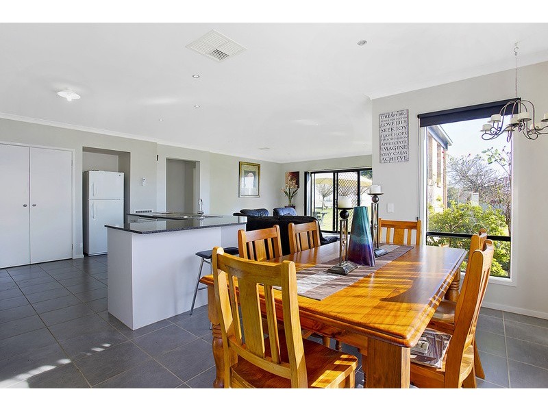 2 Mackenzie Crescent, Wodonga VIC 3690