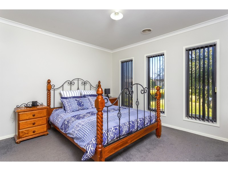 2 Mackenzie Crescent, Wodonga VIC 3690