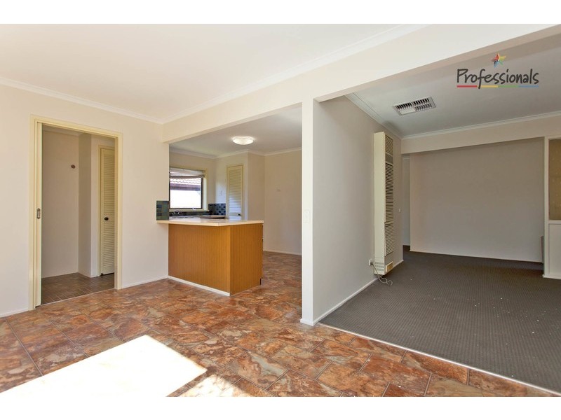 12 Wiltshire Crescent, Wodonga VIC 3690