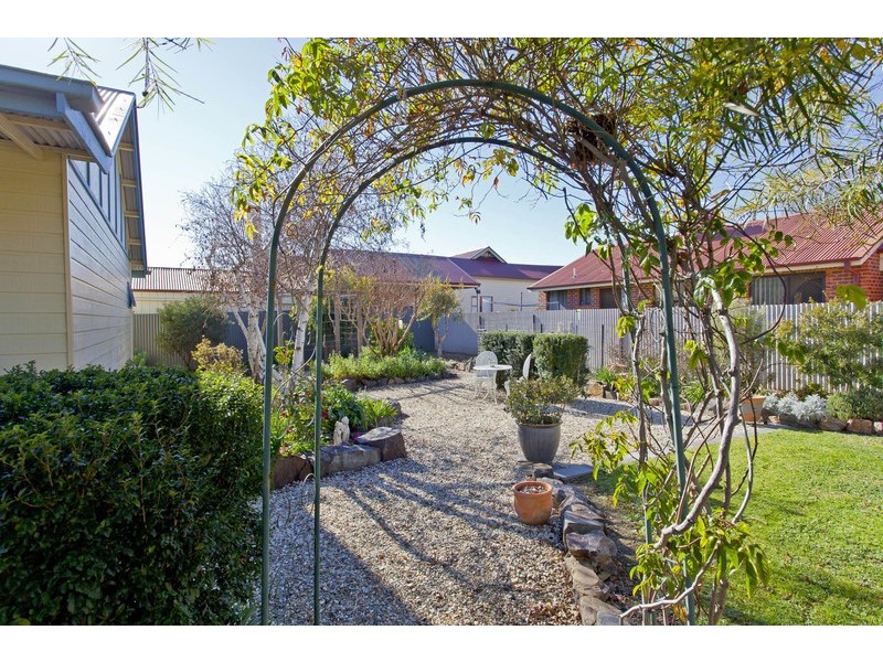 10 Main Street, Chiltern VIC 3683