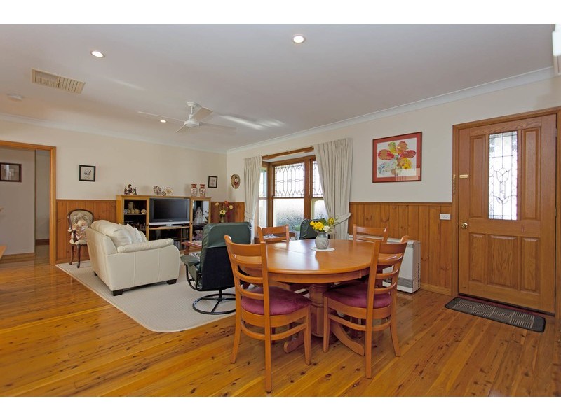 10 Main Street, Chiltern VIC 3683