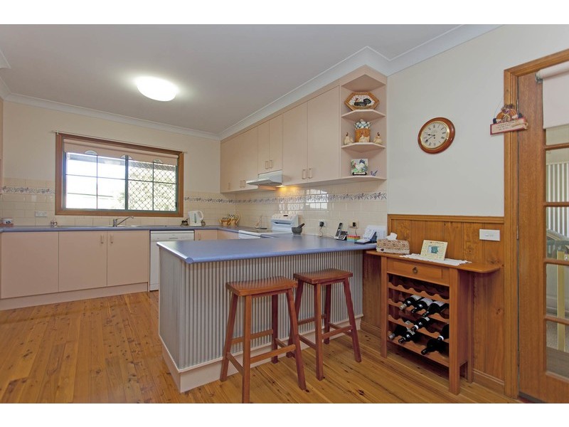 10 Main Street, Chiltern VIC 3683