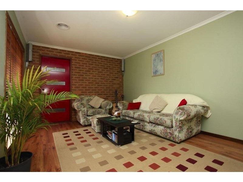 16 Chifley  Street, Wodonga VIC 3690