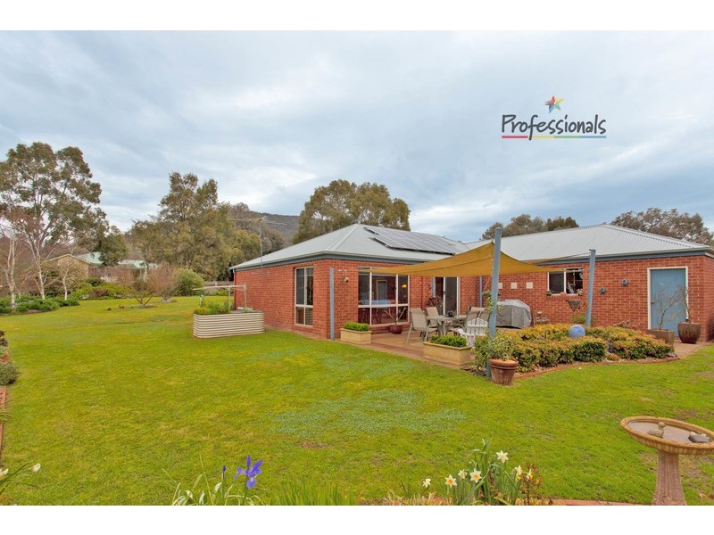 40 Howards  Road, Baranduda VIC 3691