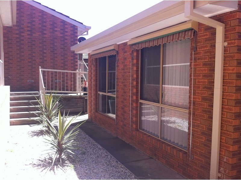 2/17 Eltham Court, Wodonga VIC 3690