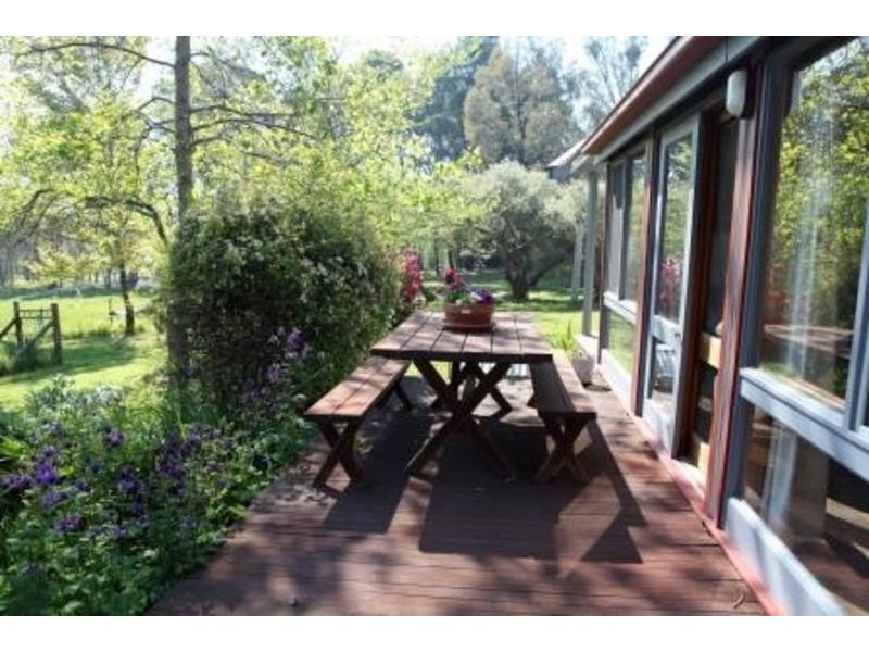 31 Pioneer Road, Stanley VIC 3747