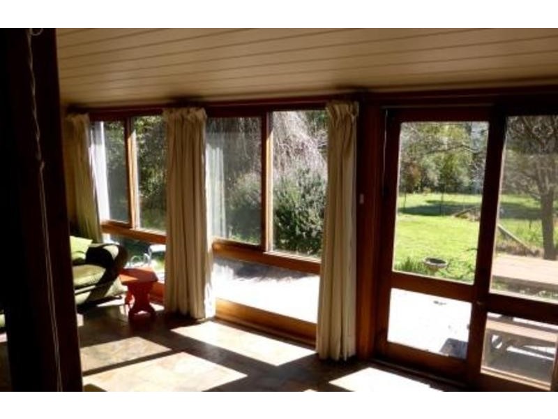 31 Pioneer Road, Stanley VIC 3747