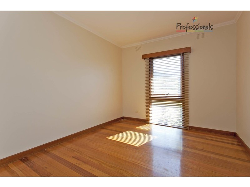 4 Michelle Drive, Kiewa VIC 3691