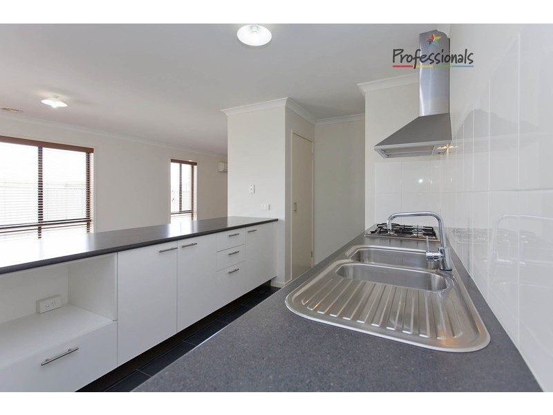 14 Silky Oak Avenue, Wodonga VIC 3690