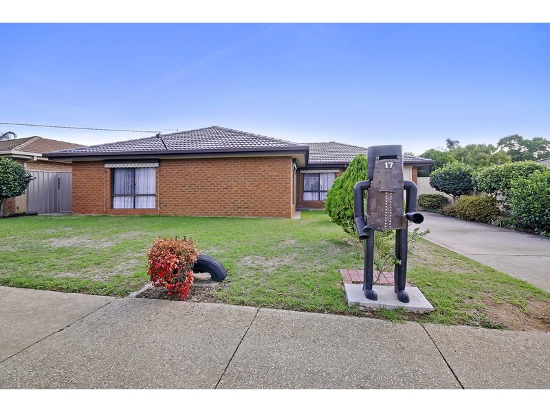 17 Fletcher  Court, Wodonga VIC 3690