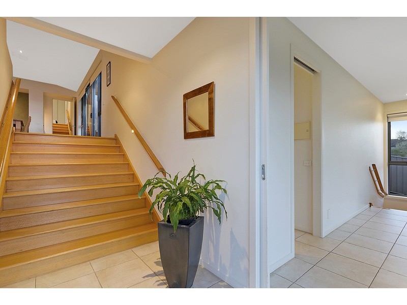 28 Avondale Drive, Wodonga VIC 3690