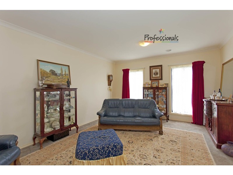 29 Albert Road, Chiltern VIC 3683