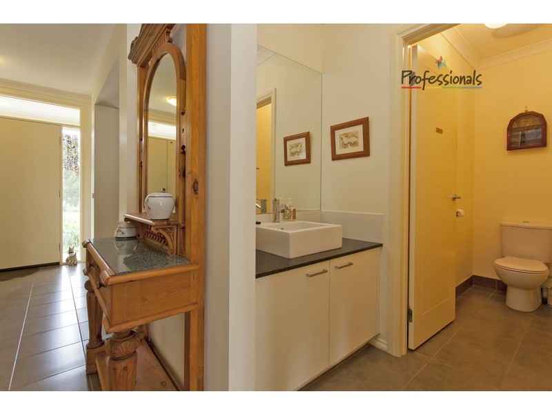29 Albert Road, Chiltern VIC 3683